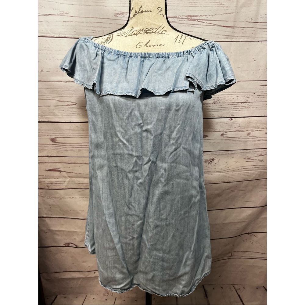 Lulus Chambray Off The Shoulder Ruffle‎ Dress - Women's Size Small
